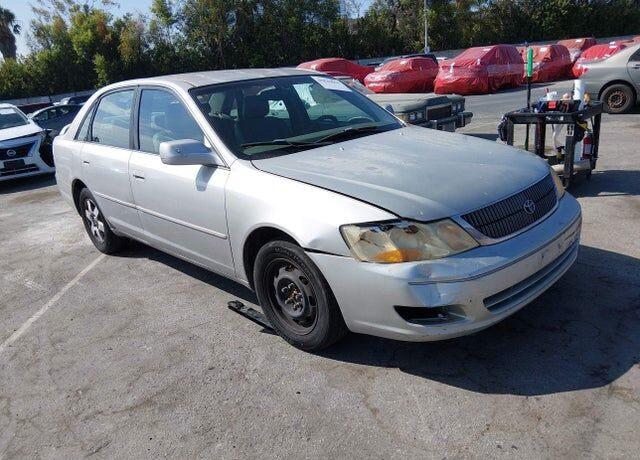 2001 TOYOTA Avalon