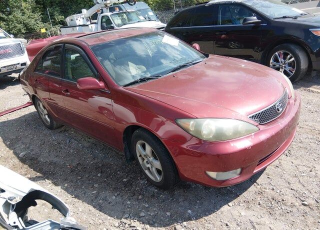 2005 TOYOTA Camry
