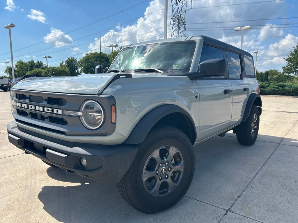 2024 FORD Bronco