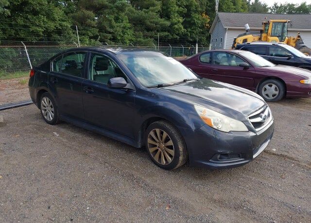 2010 SUBARU Legacy