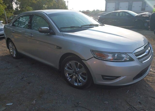 2011 FORD Taurus