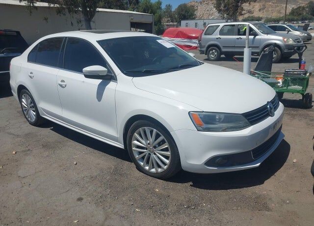 2013 VOLKSWAGEN Jetta