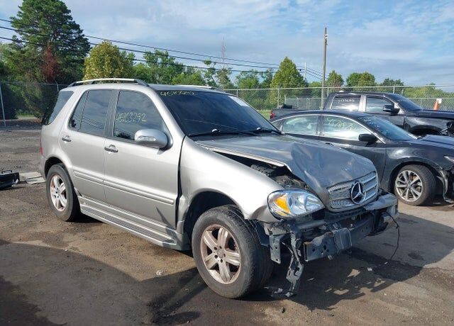 2005 MERCEDES-BENZ M-Class