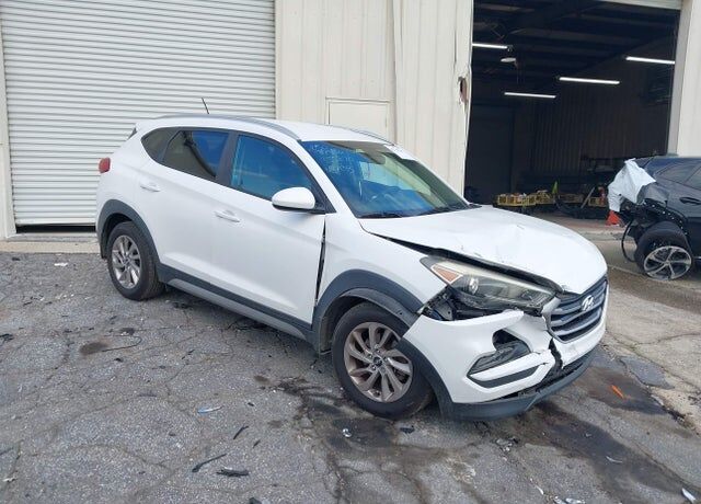 2017 HYUNDAI Tucson