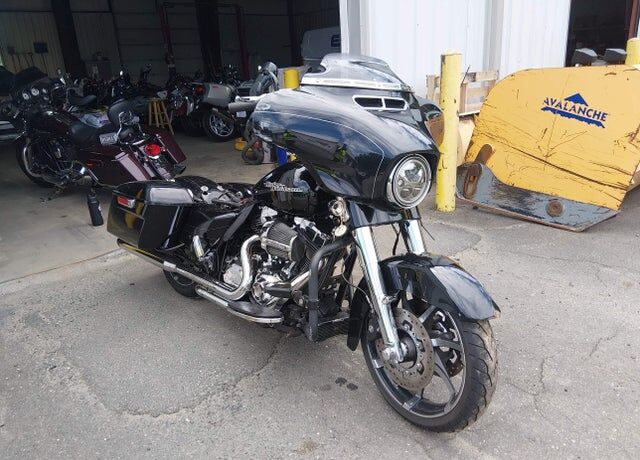 2016 HARLEY DAVIDSON FLHXS / Street Glide Special