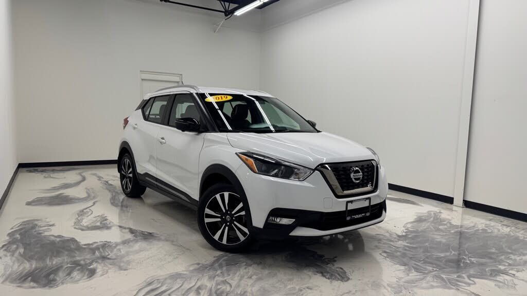 2019 NISSAN Kicks