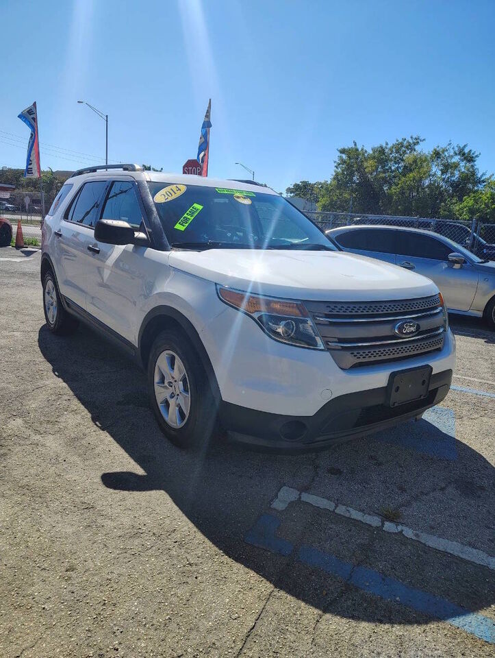 2014 FORD Explorer