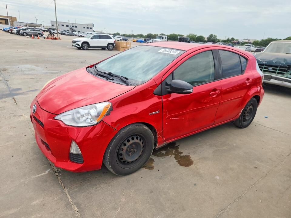 2014 TOYOTA Prius