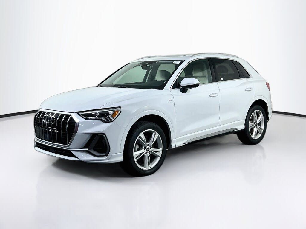 2023 AUDI Q3