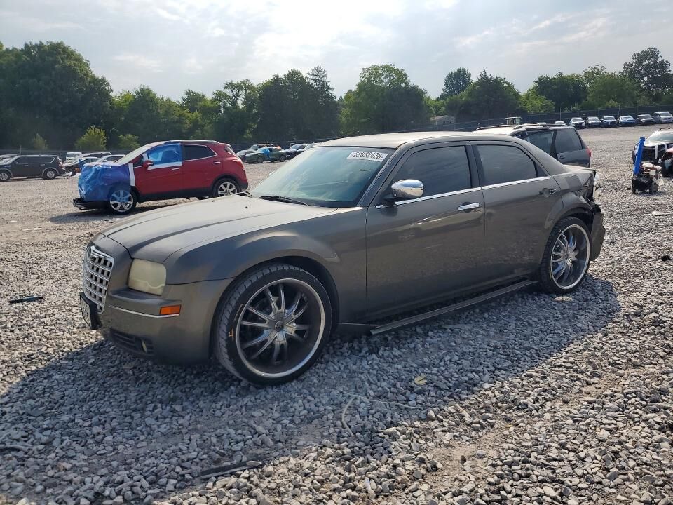 2010 CHRYSLER 300