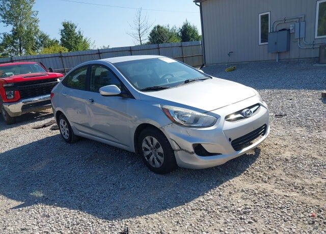2014 HYUNDAI Accent