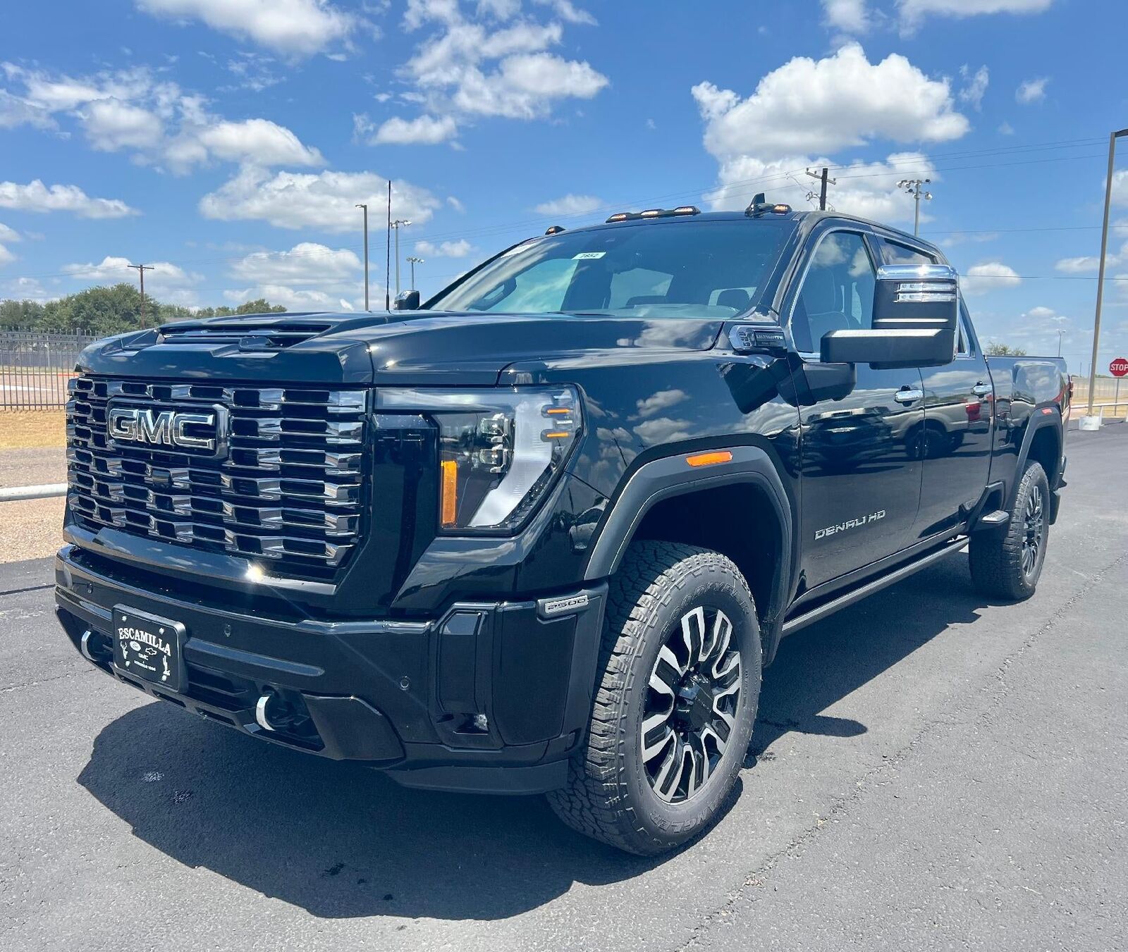 2026 GMC Sierra HD