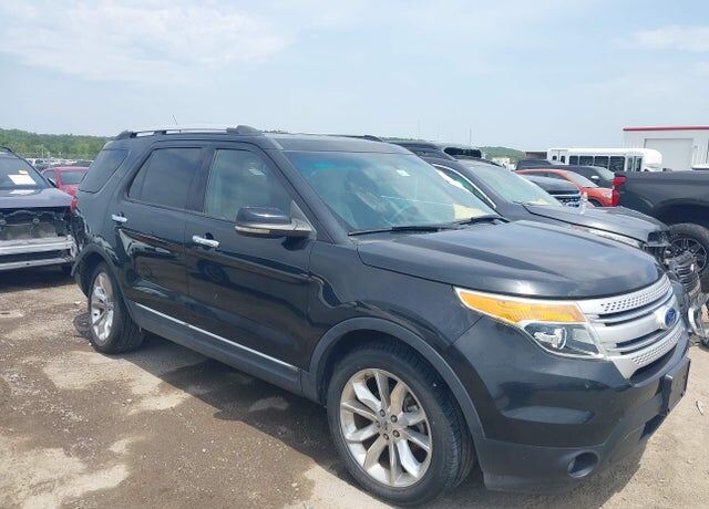 2011 FORD Explorer