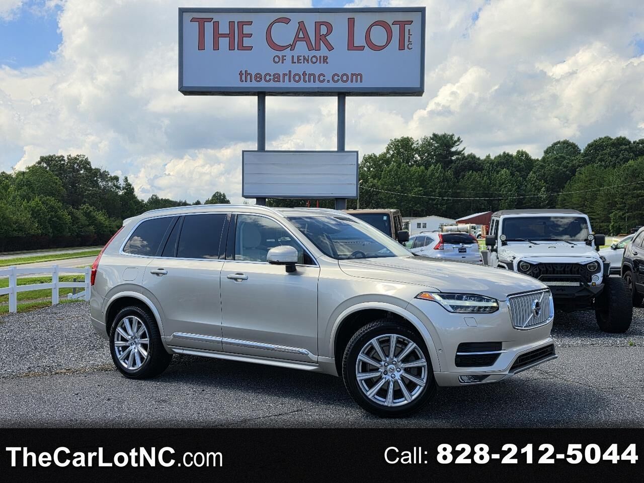 2017 VOLVO XC90