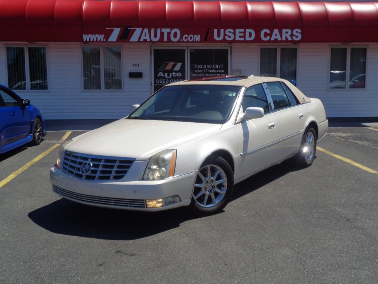 2011 CADILLAC DTS