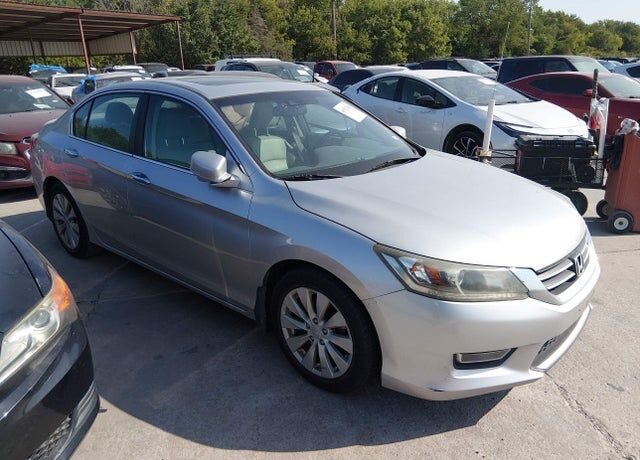 2013 HONDA Accord