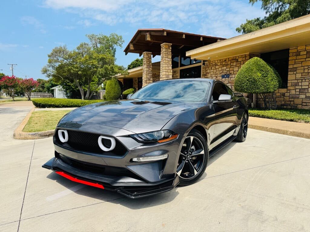 2019 FORD Mustang