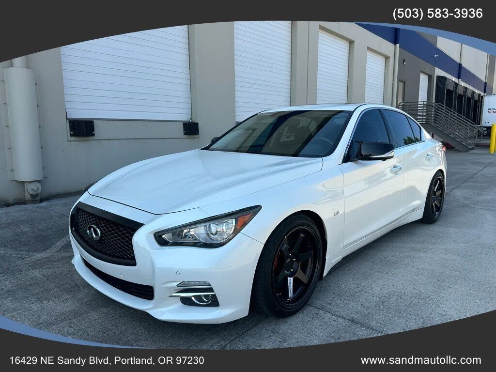 2016 INFINITI Q50