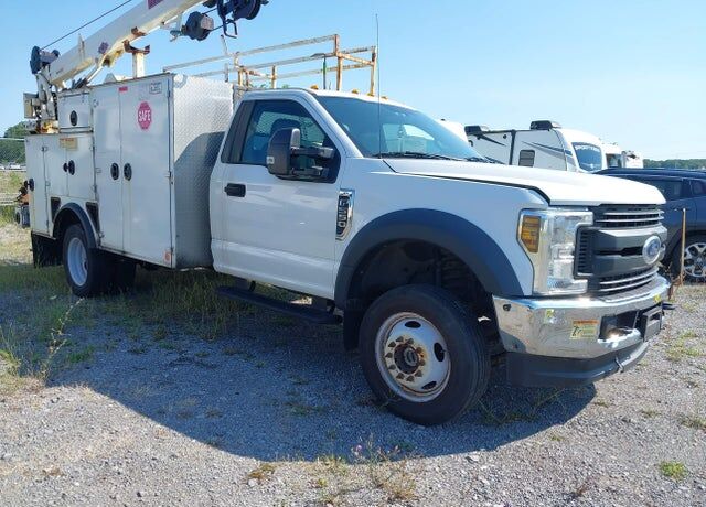 2019 FORD F-550