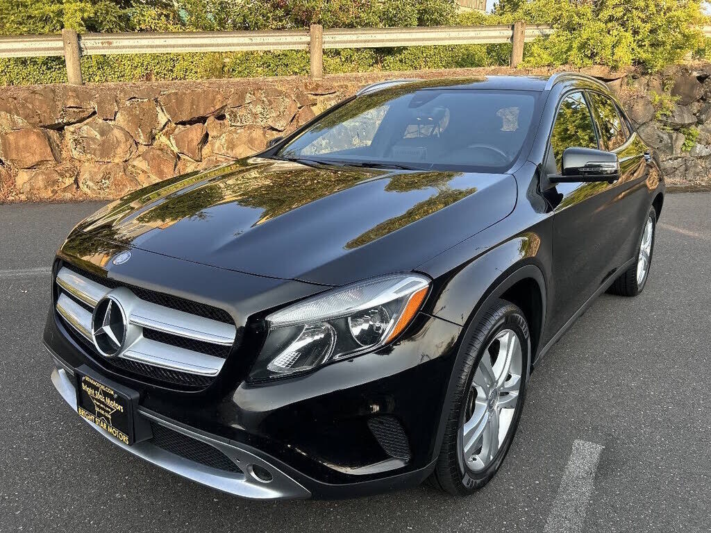 2016 MERCEDES-BENZ GLA-Class