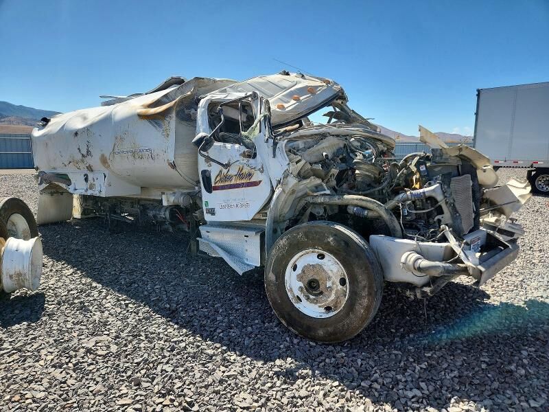 2026 FREIGHTLINER M2