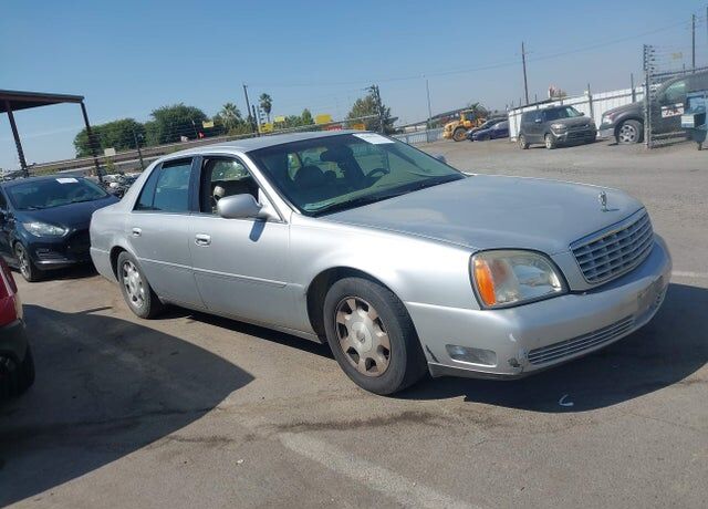 2002 CADILLAC Deville