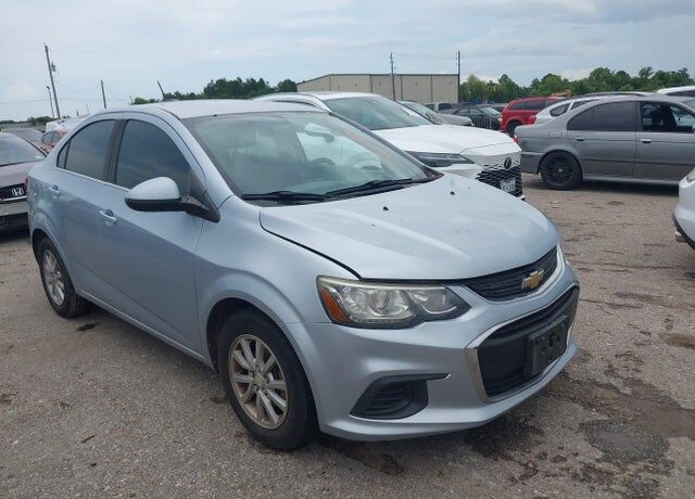 2017 CHEVROLET Sonic