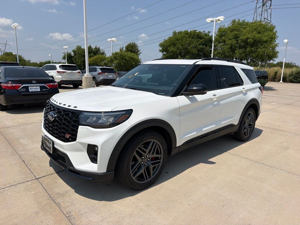 2025 FORD Explorer