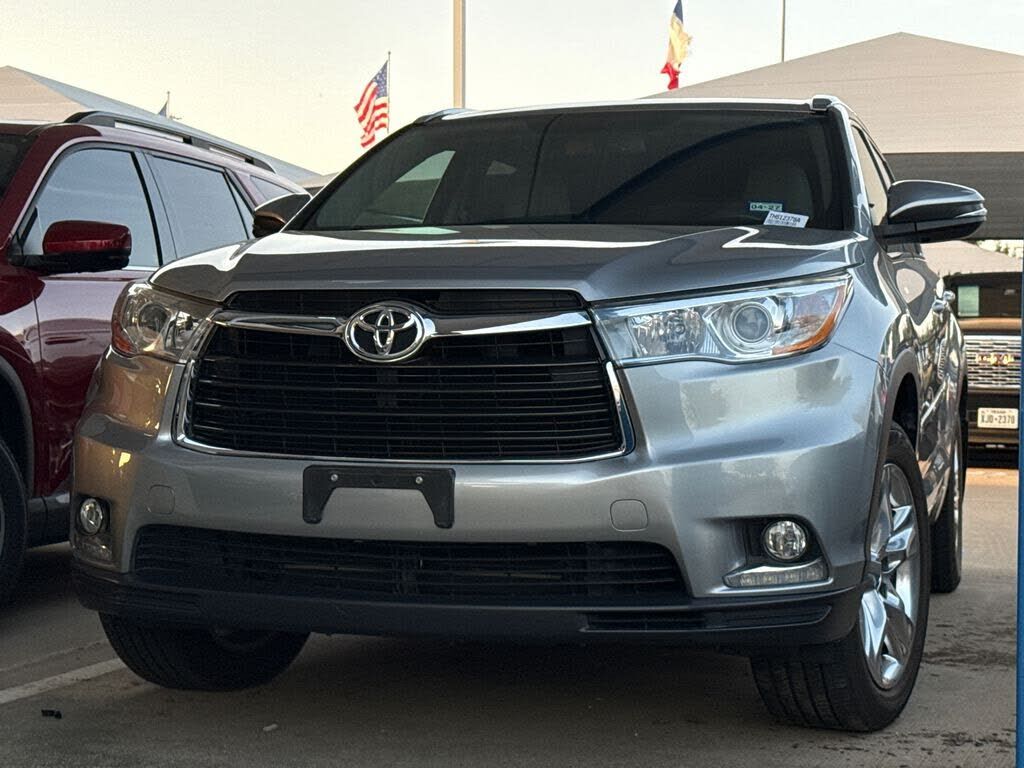 2016 TOYOTA Highlander
