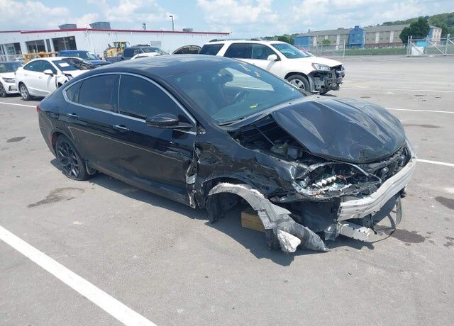 2016 CHRYSLER 200