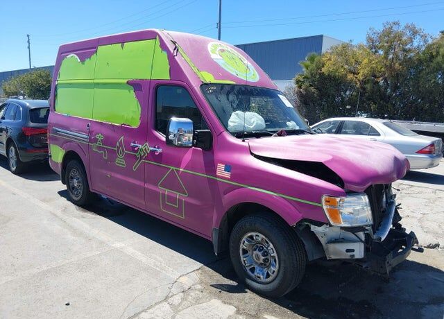 2014 NISSAN NV