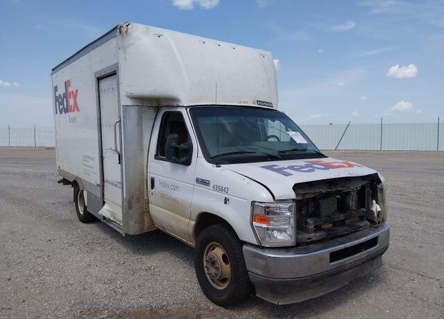 2021 FORD E-350