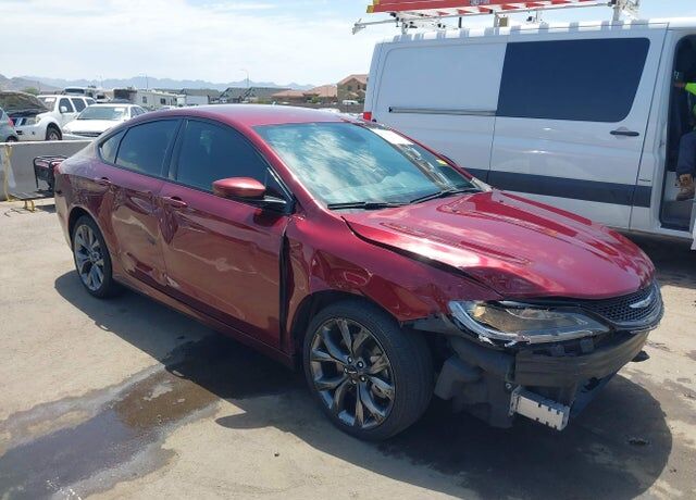 2016 CHRYSLER 200