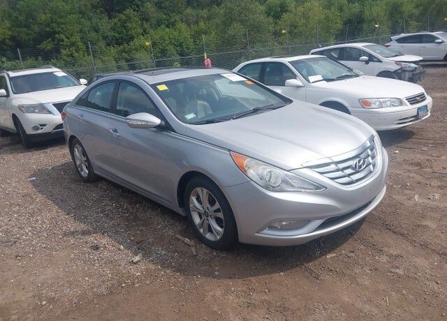 2011 HYUNDAI Sonata