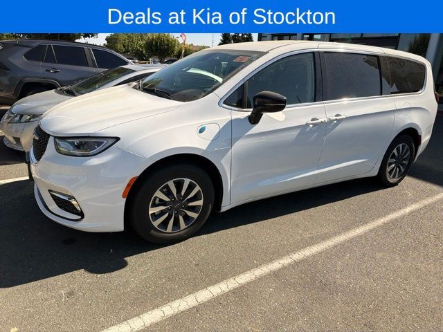 2024 CHRYSLER Pacifica