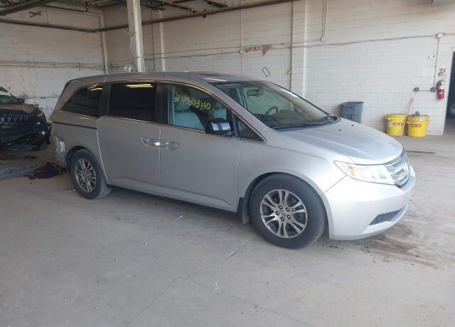 2013 HONDA Odyssey
