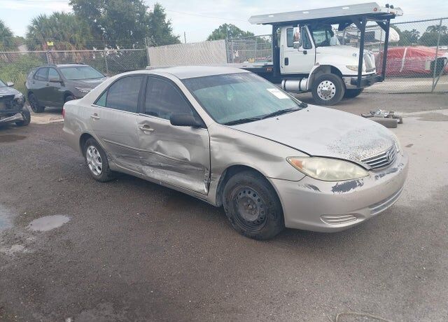 2005 TOYOTA Camry