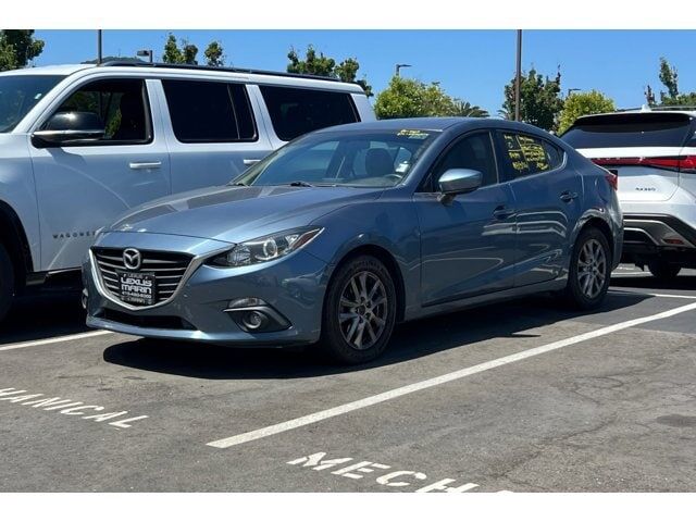 2015 MAZDA Mazda3