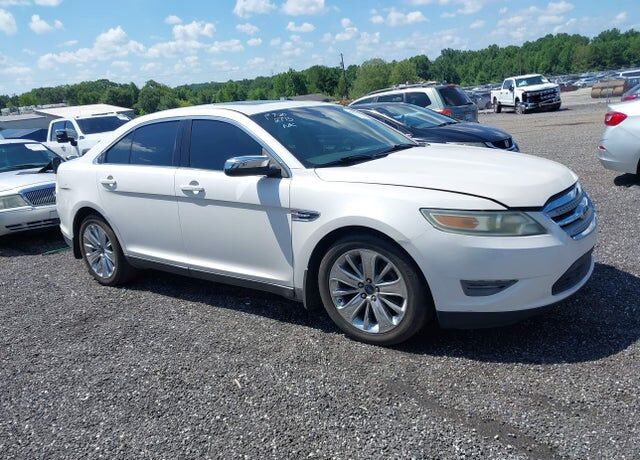 2010 FORD Taurus