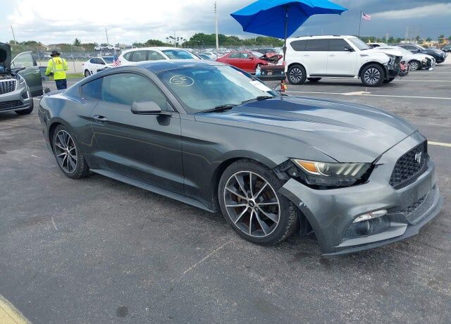 2016 FORD Mustang