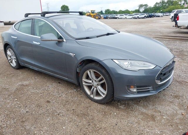 2013 TESLA Model S