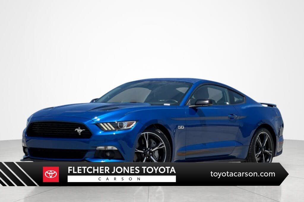 2017 FORD Mustang