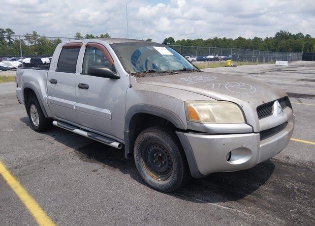 2006 MITSUBISHI Raider