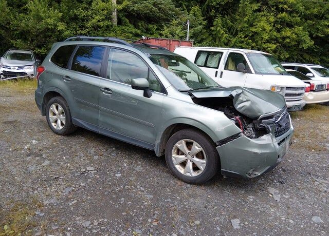 2015 SUBARU Forester
