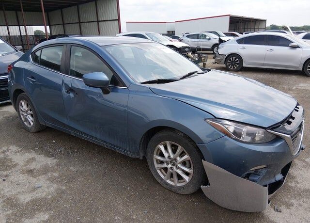 2016 MAZDA Mazda3