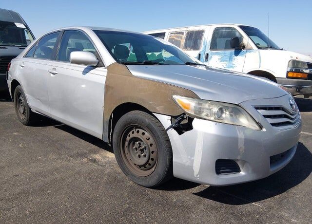 2010 TOYOTA Camry