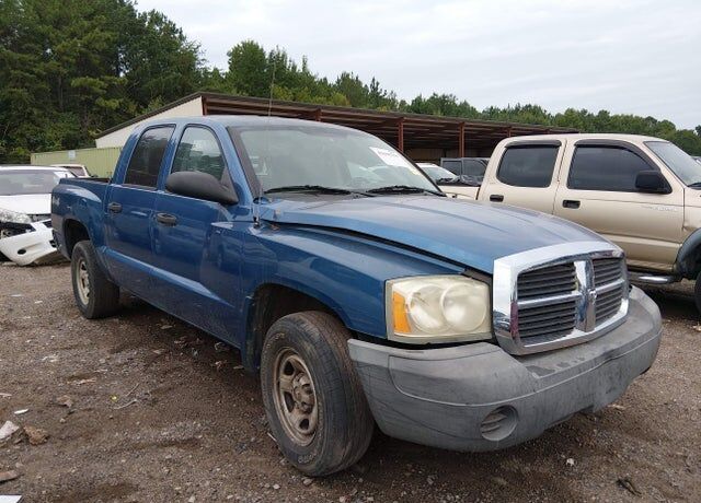 2006 DODGE Dakota