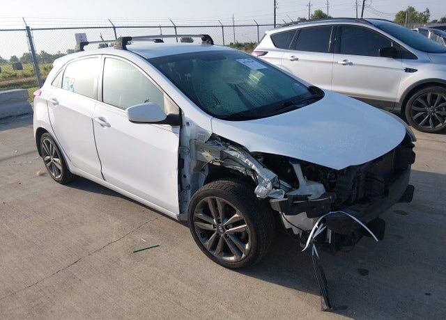 2017 HYUNDAI Elantra GT