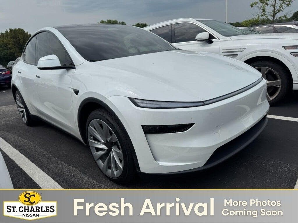 2026 TESLA Model Y