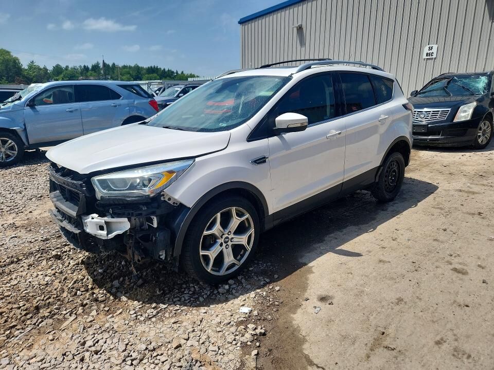 2017 FORD Escape